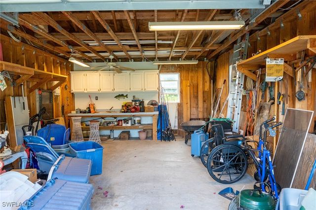 933 YACHT CLUB WAY, Moore Haven, FL 33471