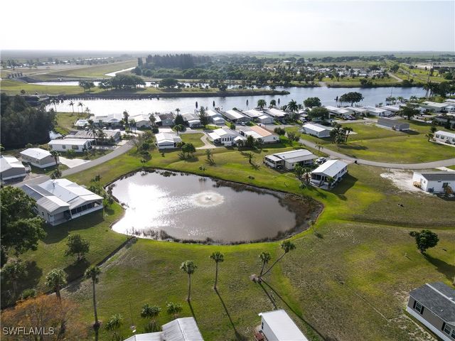 933 YACHT CLUB WAY, Moore Haven, FL 33471