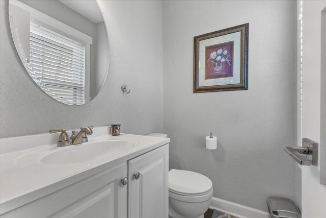 712 Shady LANE, Mequon, WI 53097
