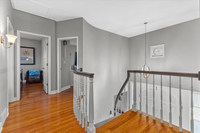 712 Shady LANE, Mequon, WI 53097