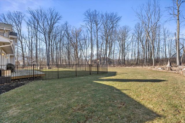 712 Shady LANE, Mequon, WI 53097