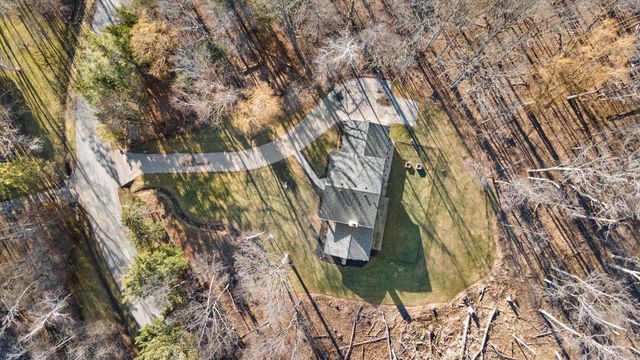 712 Shady LANE, Mequon, WI 53097
