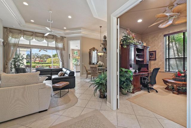 7947 Via Villagio, West Palm Beach, FL 33412