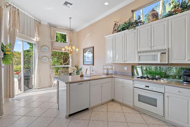7947 Via Villagio, West Palm Beach, FL 33412