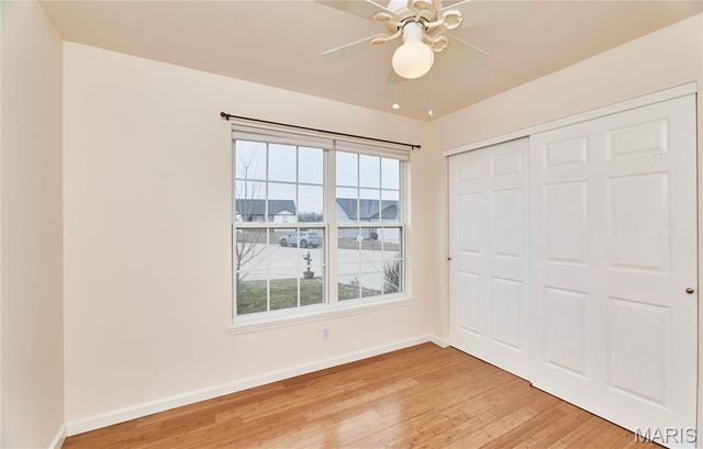 70 Round Table Court, Winfield, MO 63389