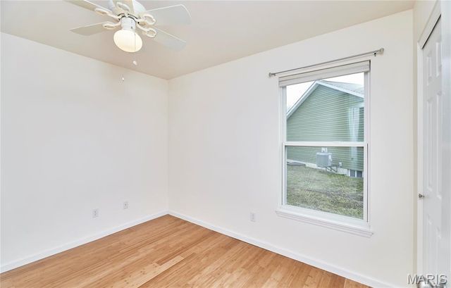 70 Round Table Court, Winfield, MO 63389