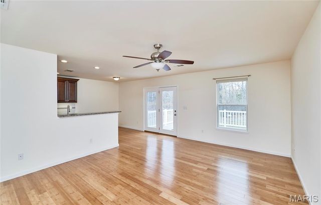 70 Round Table Court, Winfield, MO 63389