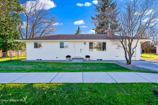 1810 W Honeysuckle AVE, Hayden, ID 83835