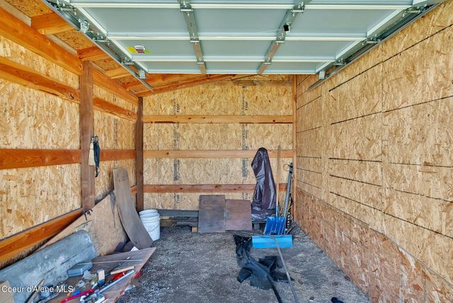 1810 W Honeysuckle AVE, Hayden, ID 83835