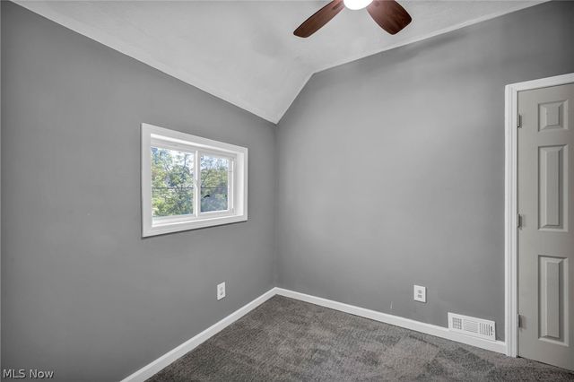 1 Smith Court, Elyria, OH 44035