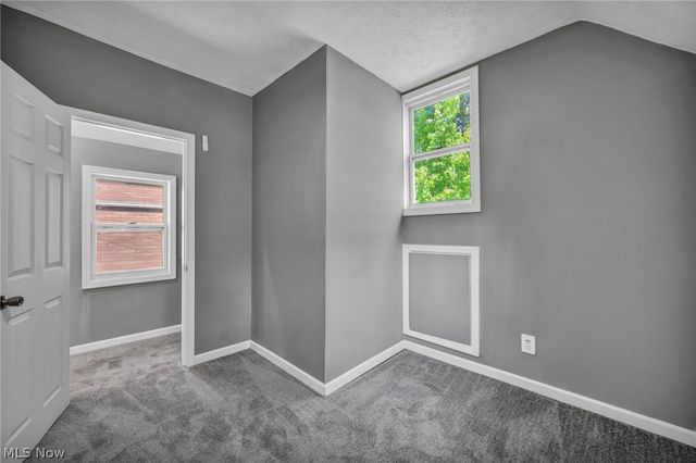 1 Smith Court, Elyria, OH 44035