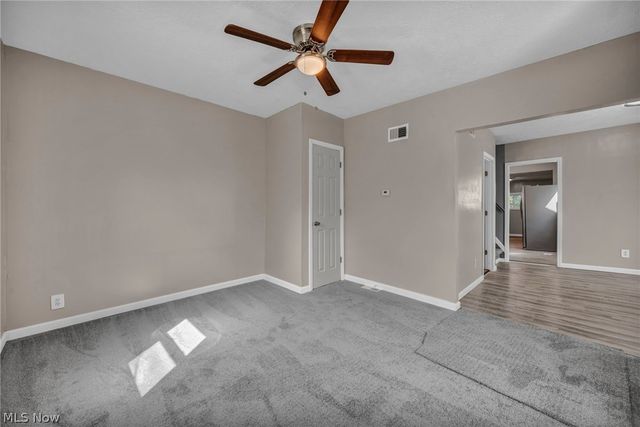 1 Smith Court, Elyria, OH 44035