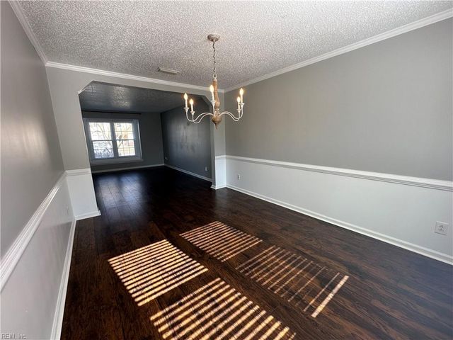 3265 Twinflower LN, Virginia Beach, VA 23453