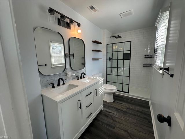 3265 Twinflower LN, Virginia Beach, VA 23453