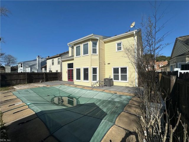 3265 Twinflower LN, Virginia Beach, VA 23453