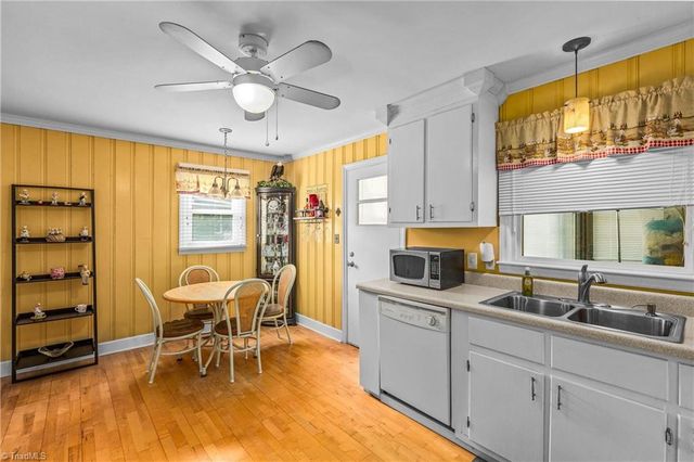 219 Hastings Drive, Kernersville, NC 27284