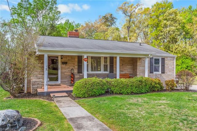 219 Hastings Drive, Kernersville, NC 27284