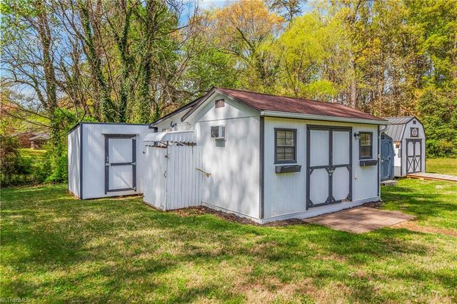 219 Hastings Drive, Kernersville, NC 27284