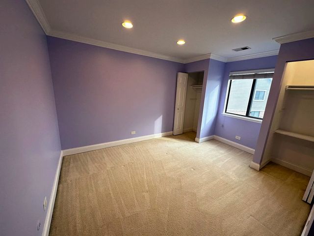 351 Newgate Court 2A, Schaumburg, IL 60193