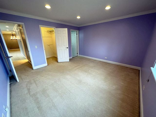 351 Newgate Court 2A, Schaumburg, IL 60193