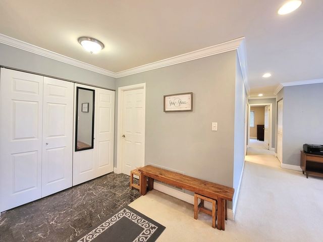 351 Newgate Court 2A, Schaumburg, IL 60193