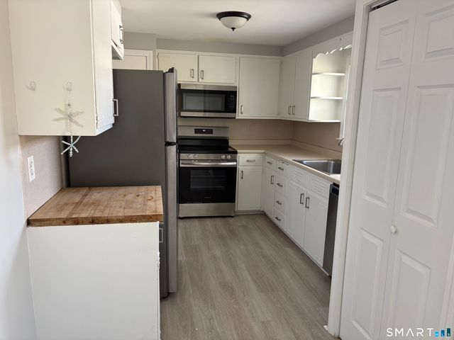 832 Milford Point Road, Milford, CT 06460