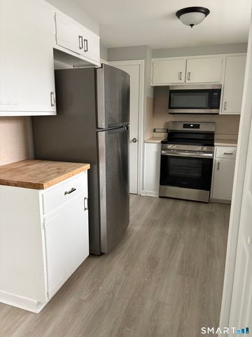 832 Milford Point Road, Milford, CT 06460