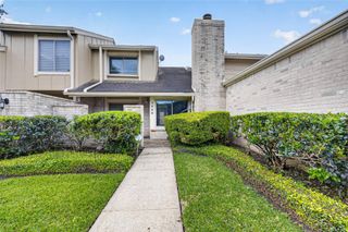 2340 Woodland Park Drive 113, Houston, TX 77077