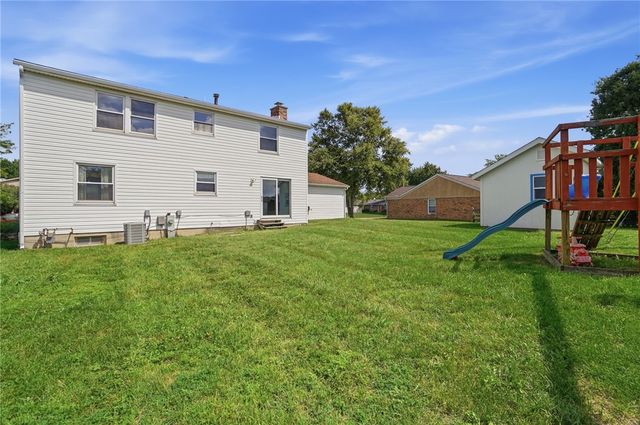 2033 Malibu Trail, Xenia, OH 45385