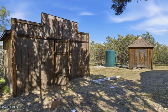 12515 Nearwood Road, Pearblossom, CA 93553