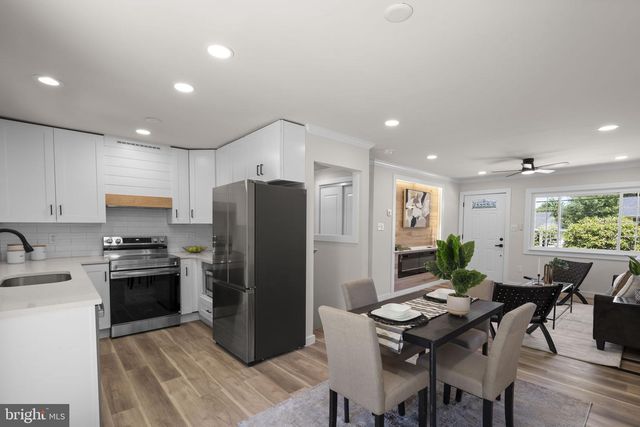 4304 ELIZABETH ST, Rockville, MD 20853