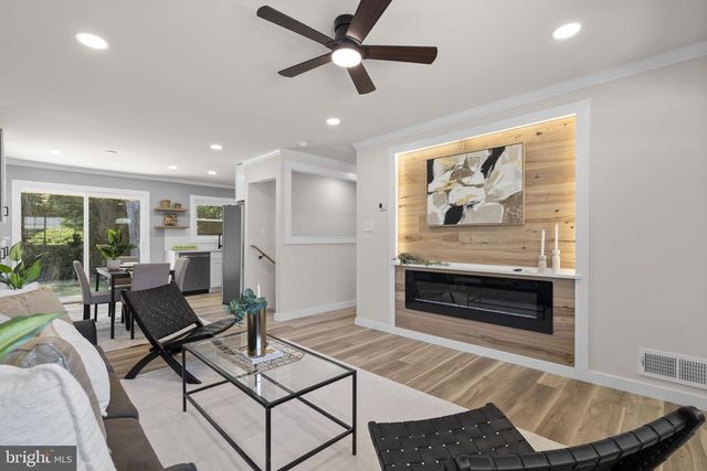 4304 ELIZABETH ST, Rockville, MD 20853