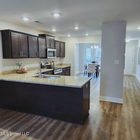 7720 Ferndale Drive, Olive Branch, MS 38654