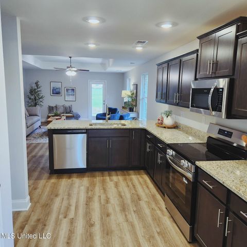 7720 Ferndale Drive, Olive Branch, MS 38654