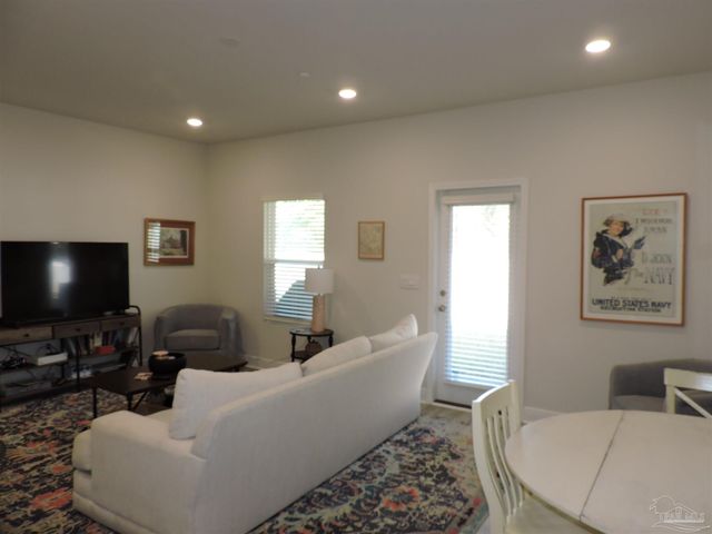 7170 Village Ln, Pensacola, FL 32504