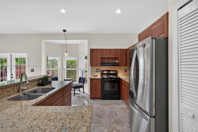 4950 SW 152nd Ave, Miramar, FL 33027