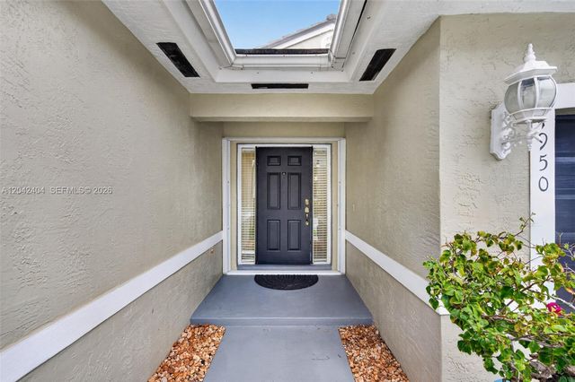 4950 SW 152nd Ave, Miramar, FL 33027