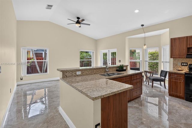 4950 SW 152nd Ave, Miramar, FL 33027