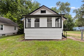2738 Marshall Street, Rockford, IL 61109