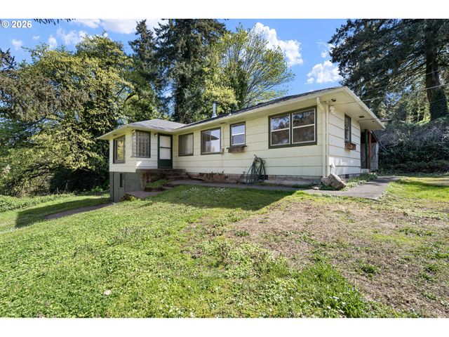 2415 HENDERSON Ave, Eugene, OR 97403