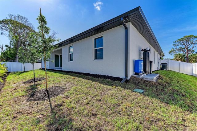 380 HOLLY ROAD, Venice, FL 34293