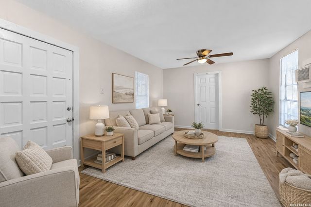 827 W Rosewood Ave Apt 6, San Antonio, TX 78212