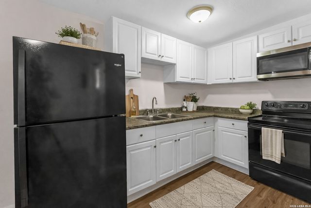 827 W Rosewood Ave Apt 6, San Antonio, TX 78212