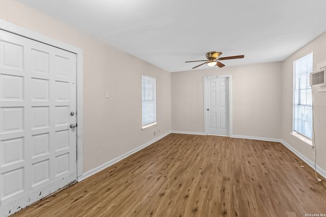 827 W Rosewood Ave Apt 6, San Antonio, TX 78212