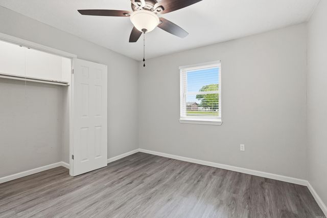 4 Huckleberry, Conway, AR 72032
