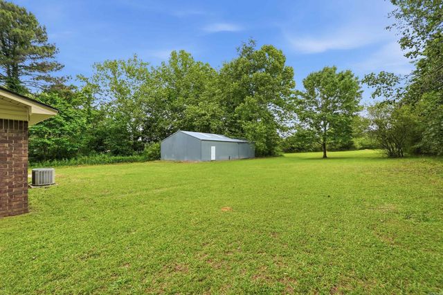 4 Huckleberry, Conway, AR 72032
