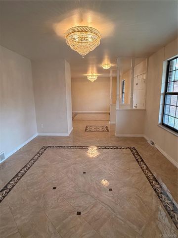 8654 E Eastman Avenue, Denver, CO 80231