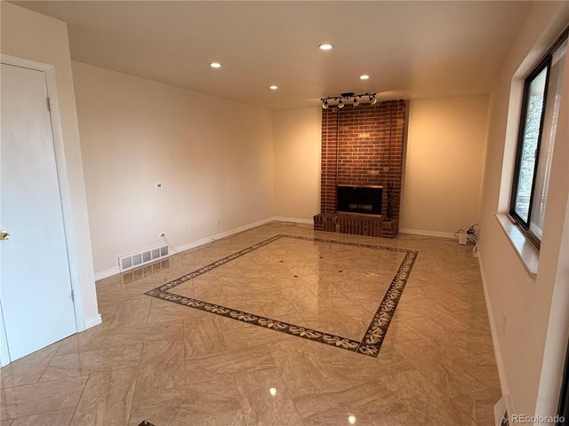 8654 E Eastman Avenue, Denver, CO 80231