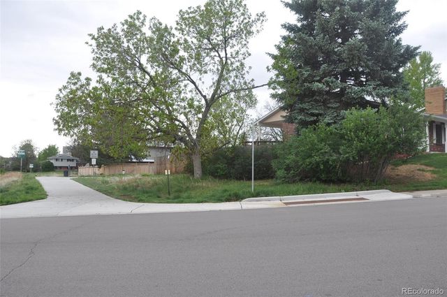 8654 E Eastman Avenue, Denver, CO 80231