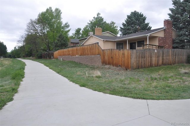8654 E Eastman Avenue, Denver, CO 80231